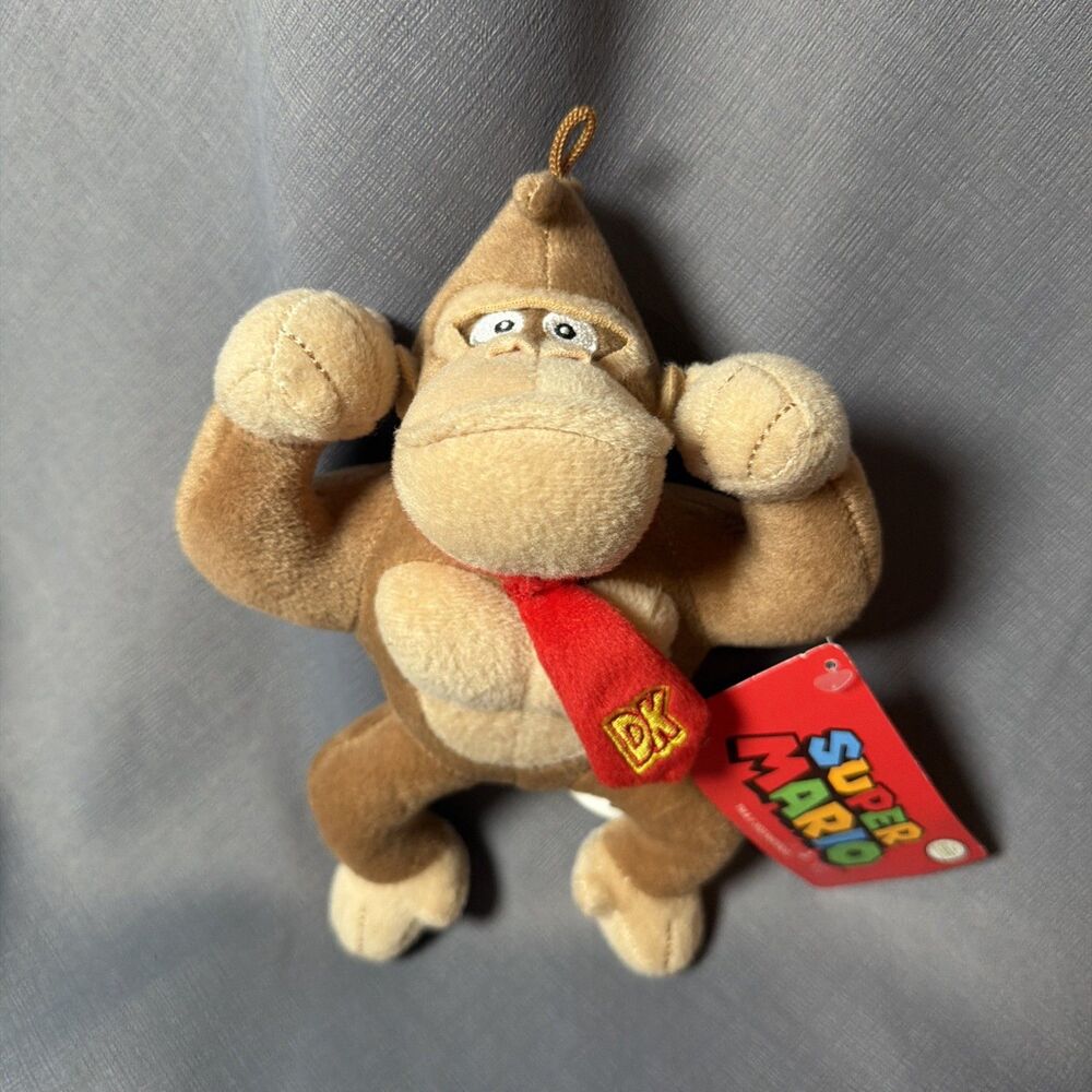 Donkey Kong 8” Plush Super Mario Good Stuff 2022 with Tag Nintendo Toy-M